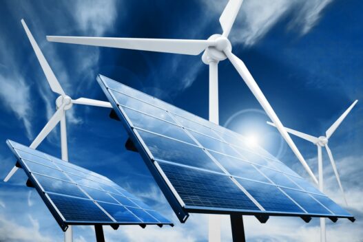 Solceller og vindmøller er eksempler på vedvarende energikilder